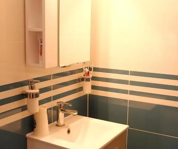 La Gobiniere Bed and Breakfast *